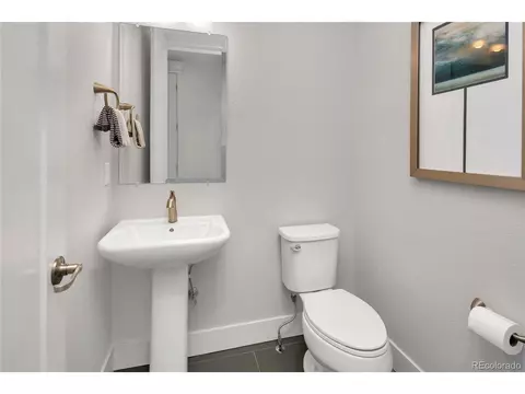 9092 E 61st Pl, Denver, CO 80238 photo 15
