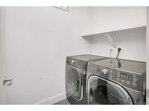 9092 E 61st Pl, Denver, CO 80238 photo 27