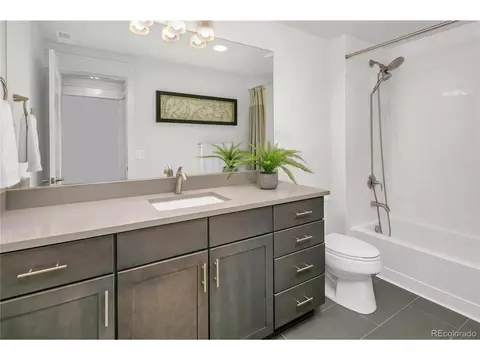 9092 E 61st Pl, Denver, CO 80238 photo 32