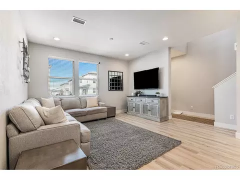 16250 E Warner Pl, Denver, CO 80239 photo 5