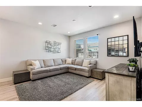 16250 E Warner Pl, Denver, CO 80239 photo 4