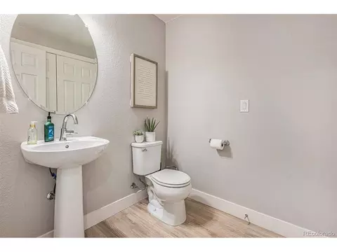 16250 E Warner Pl, Denver, CO 80239 photo 10