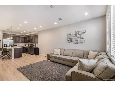 16250 E Warner Pl, Denver, CO 80239 photo 6