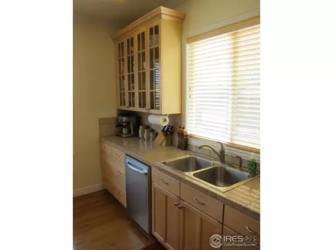2920 Cherry St, Denver, CO 80207 photo 8