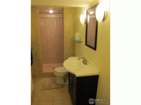 2920 Cherry St, Denver, CO 80207 photo 16