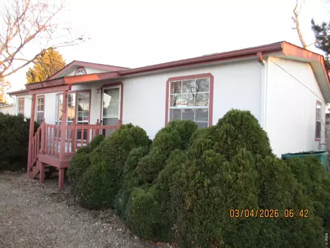 205 N 2nd St #10, Berthoud, CO 80513 photo 2