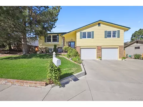 55 Zinnia Ct, Lakewood, CO 80228