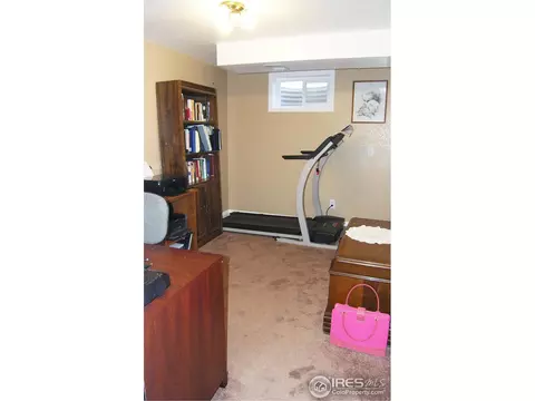 8582 Dover Cir, Arvada, CO 80005 photo 14