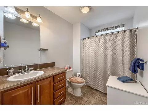 Bath - 6155 Mallow Grn, Frederick, CO 80530 photo 2 of 2