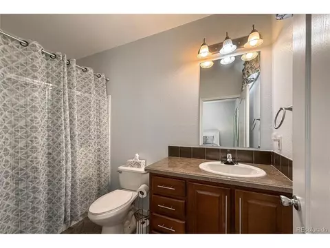 Bath - 6155 Mallow Grn, Frederick, CO 80530 photo 1 of 2