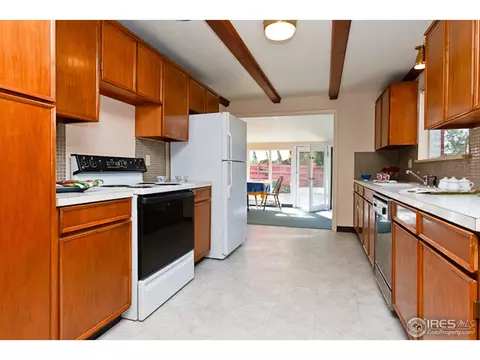 4450 Comanche Dr, Boulder, CO 80303 photo 4