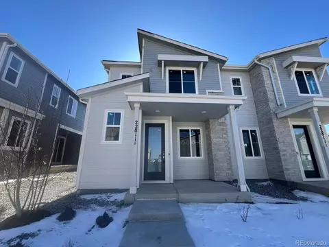 22811 E Stanford Ln #B, Aurora, CO 80015