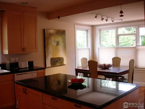 755 Pearl St, Boulder, CO 80302 photo 8