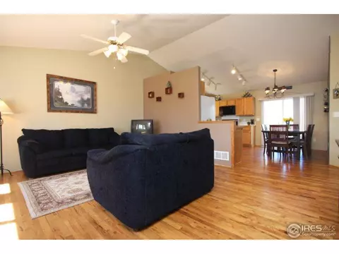 404 Tuckaway Ct, Windsor, CO 80550 photo 2