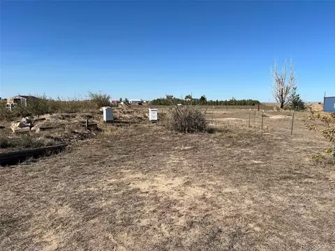 Exterior - 5207 County Road P, Wiggins, CO 80654 photo 4 of 7