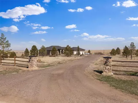 40157 E Costilla Ave, Bennett, CO 80102 photo 2