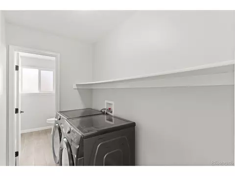18961 E Chaffee Pl, Denver, CO 80249 photo 25