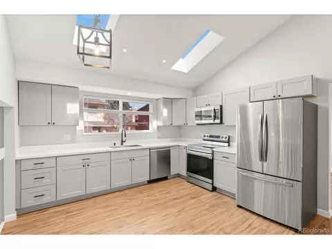 18961 E Chaffee Pl, Denver, CO 80249 photo 9