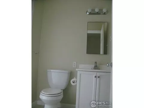 1609 Iola St, Aurora, CO 80010 photo 3