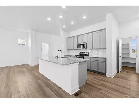 Kitchen - 21048 E 63rd Ave, Aurora, CO 80019 photo 2 of 3