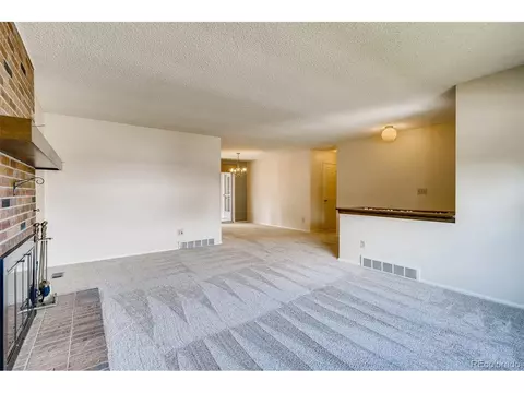 8285 Iris Ct, Arvada, CO 80005 photo 4
