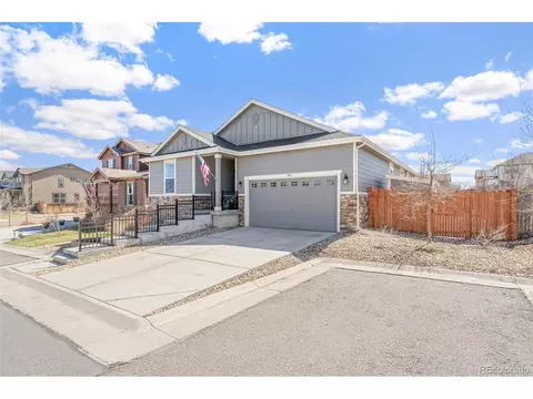 1961 S Cathay Way, Aurora, CO 80013