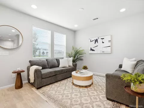 Living - 16035 Elk Pl, Denver, CO 80239 photo 2 of 3