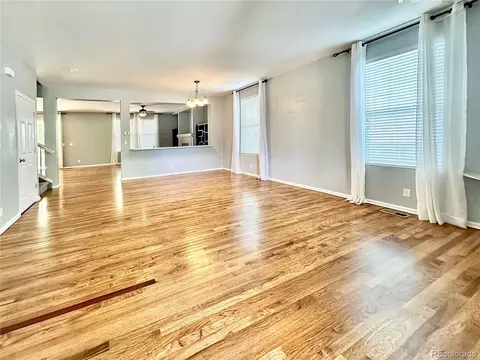 25146 E Lake Dr, Aurora, CO 80016 photo 4