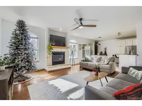 101 E Indiana Ave, Berthoud, CO 80513 photo 10