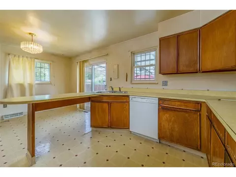 13677 E 5th Pl, Aurora, CO 80011 photo 10