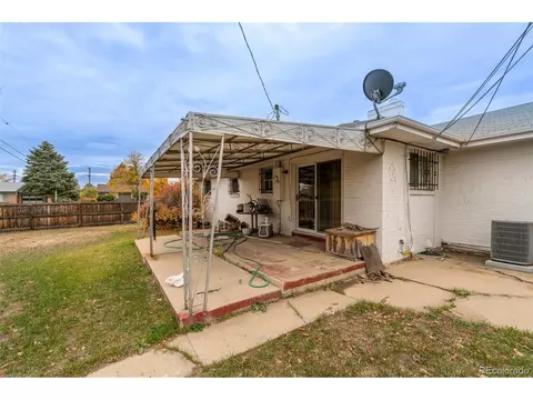 13677 E 5th Pl, Aurora, CO 80011 photo 35