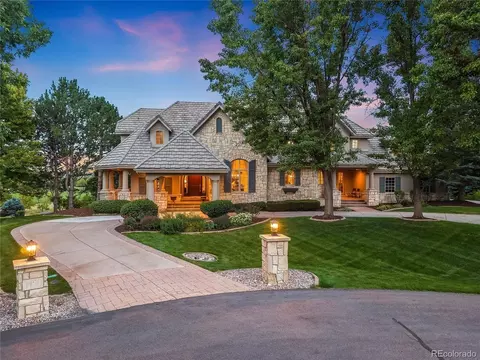 4450 W Caspian Cir, Littleton, CO 80128