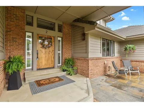 2 Porcupine Ln, Littleton, CO 80127
