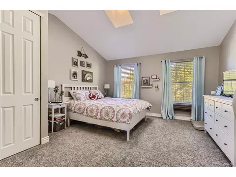2679 E Nichols Cir, Centennial, CO 80122 photo 9