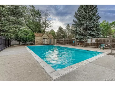 2679 E Nichols Cir, Centennial, CO 80122 photo 18