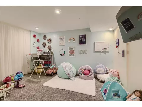 2679 E Nichols Cir, Centennial, CO 80122 photo 15