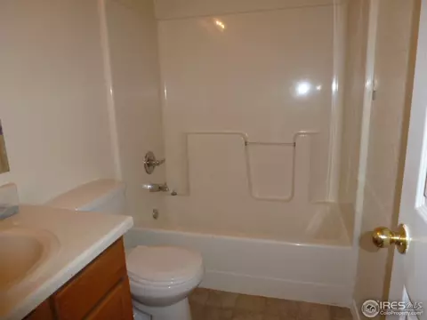 4017 Partridge Ave, Evans, CO 80620 photo 5