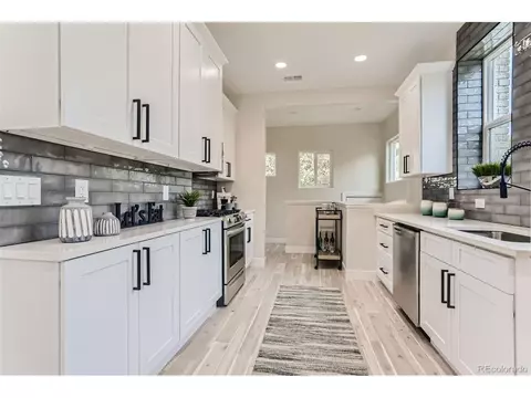 2366 Ivanhoe St, Denver, CO 80207 photo 10