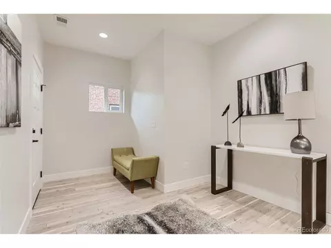 2366 Ivanhoe St, Denver, CO 80207 photo 3