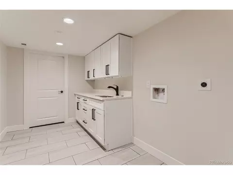 2366 Ivanhoe St, Denver, CO 80207 photo 23