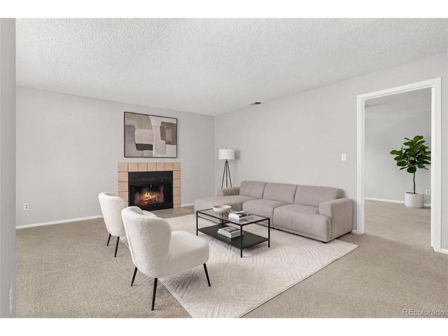 3083 S Ursula Cir #201, Aurora, CO 80014