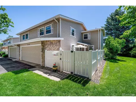 2746 S Heather Gardens Way, Aurora, CO 80014