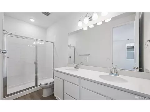 Bath - 24111 E 30th Pl, Aurora, CO 80019 photo 3 of 3