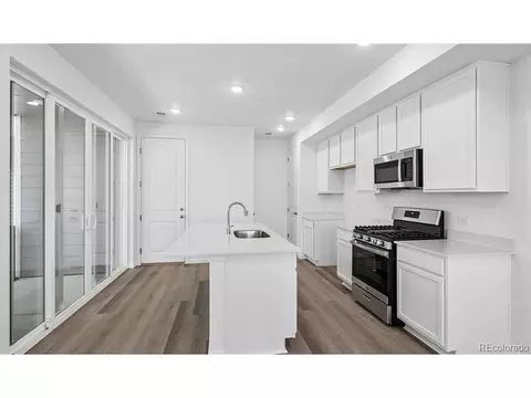 Kitchen - 24111 E 30th Pl, Aurora, CO 80019 photo 1 of 5