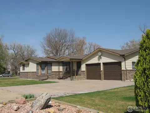 203 W 4th Ave, Wiggins, CO 80654 photo 2