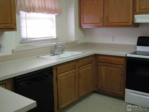203 W 4th Ave, Wiggins, CO 80654 photo 5