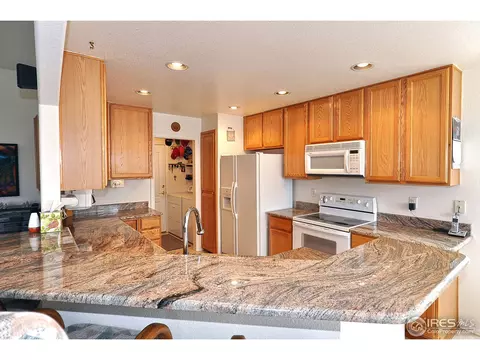 2318 E 126th Loop, Thornton, CO 80241 photo 6