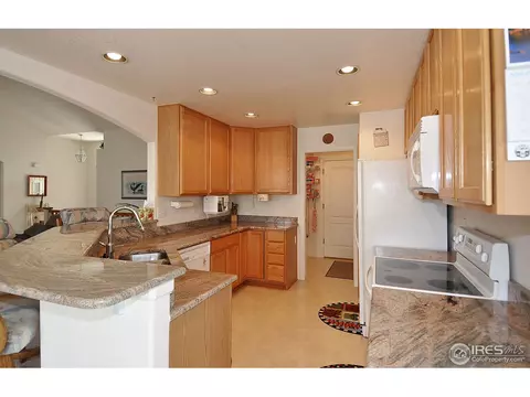 2318 E 126th Loop, Thornton, CO 80241 photo 5