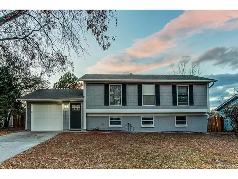 2247 S Laredo St, Aurora, CO 80013