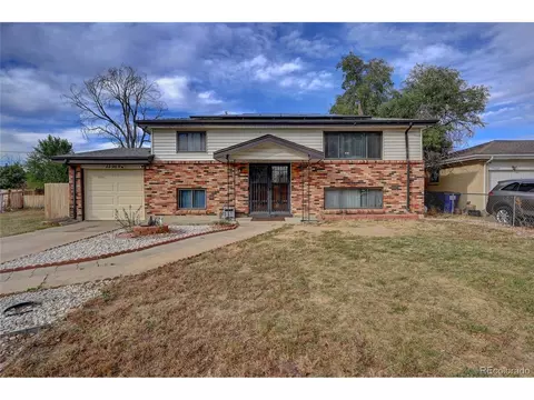 13969 E 32nd Pl, Aurora, CO 80011